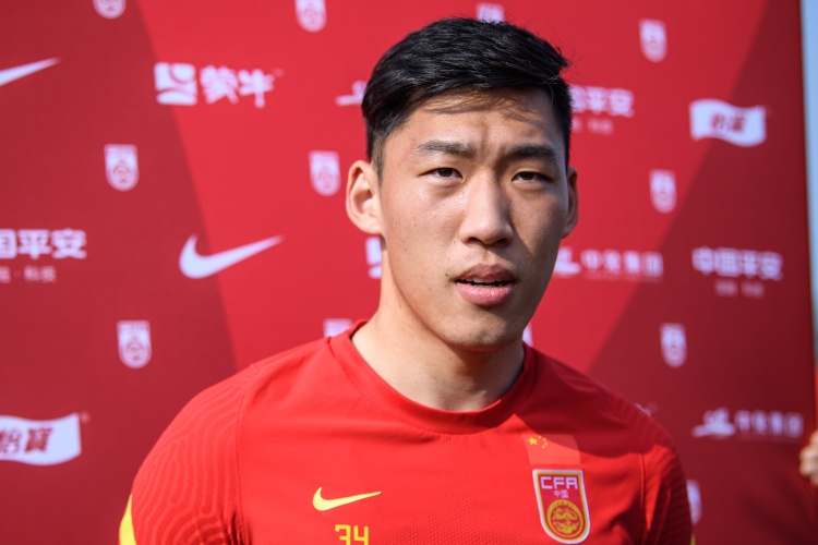 北青體育：朱辰杰是否以“面具人”形象出戰(zhàn)18強賽，仍需多方溝通